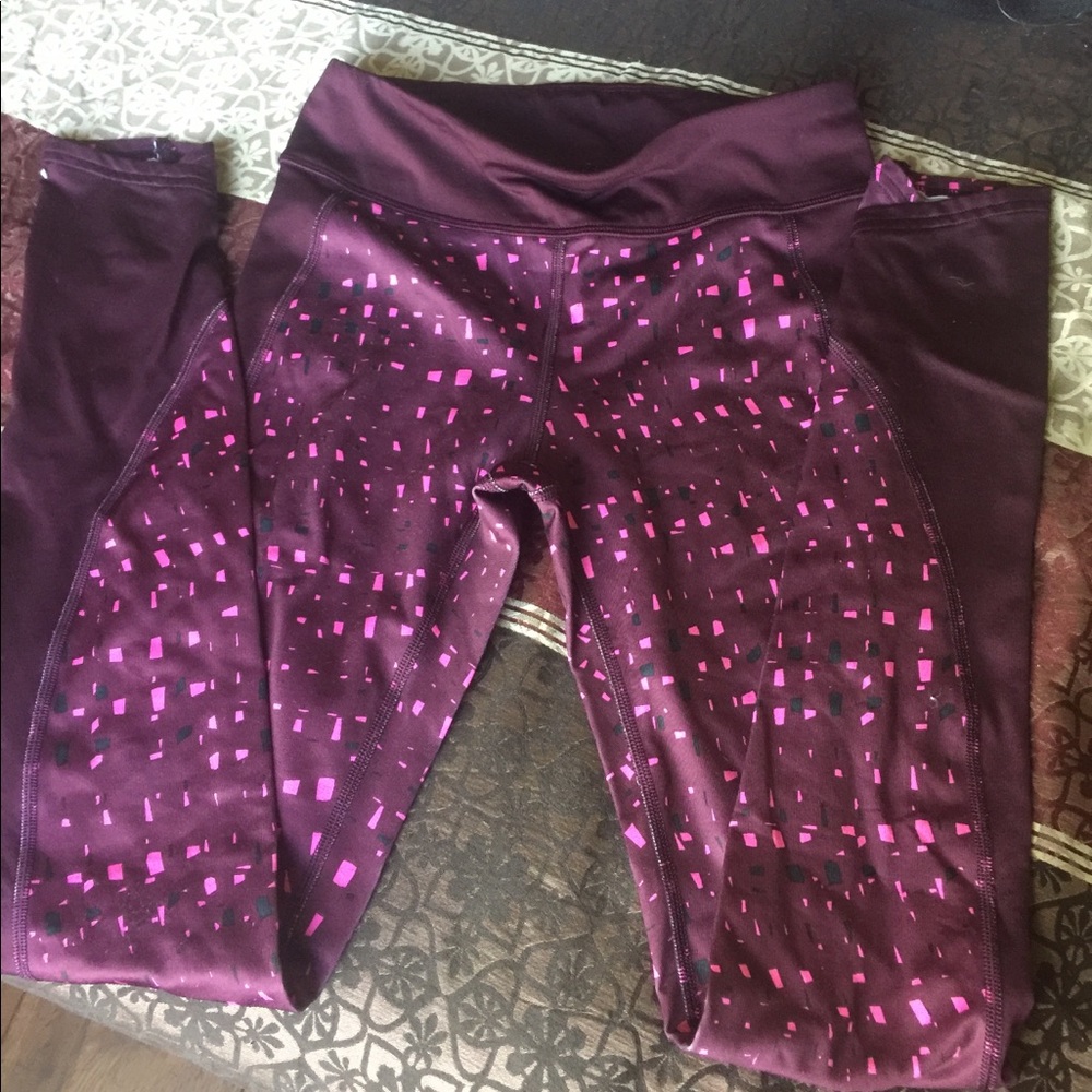 Under Armour heat gear work out leggings